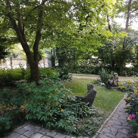 Hangvilla Vendeghaz 빌라 미슈콜츠